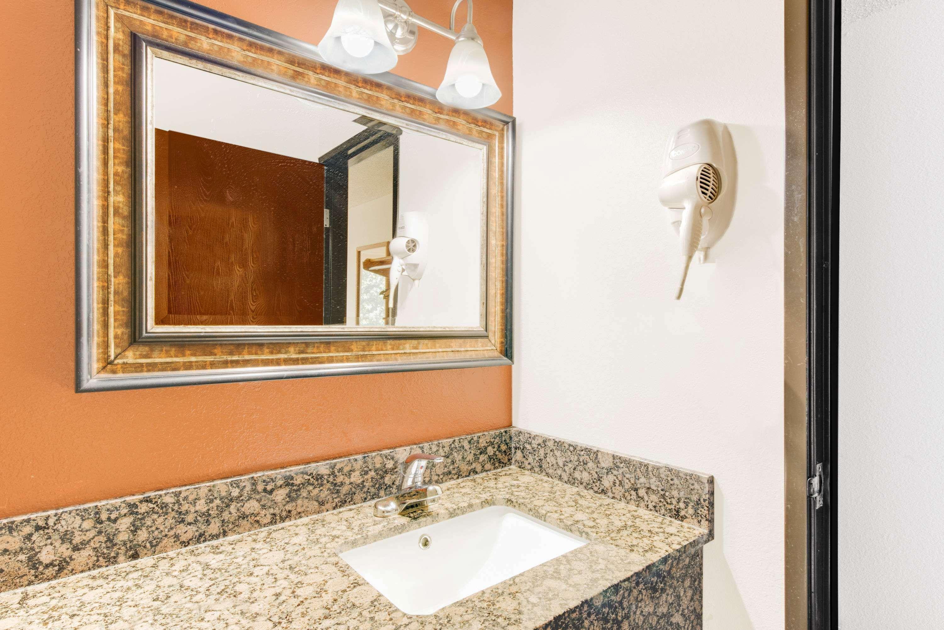 Super 8 By Wyndham Hagerstown I-70 Motel Ngoại thất bức ảnh